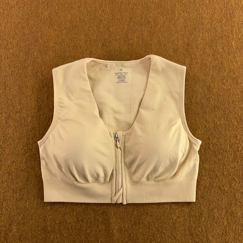 Tommie Copper Womens Medium Beige Zip Front Compression Sports Bra New